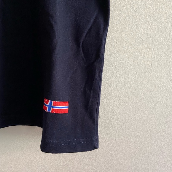 KP design Bryggen Bergen Norge Norway t-shirt - Picture 3 of 6